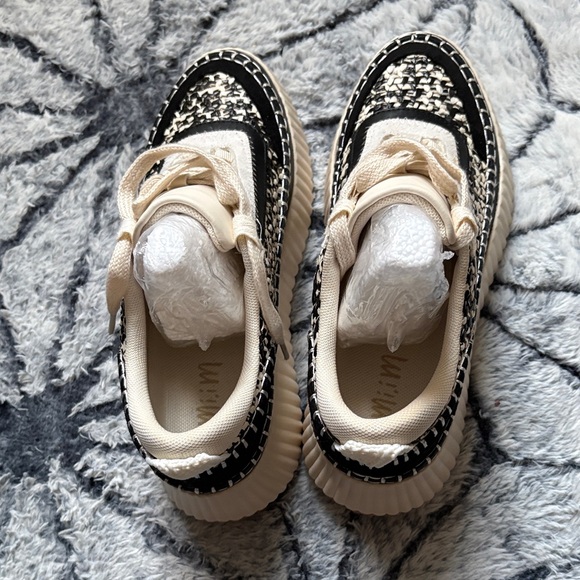 Mi.iM Women's Black and Cream Patterned Sneakers - Picture 2 of 5